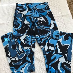 Lululemon Wunder Under full length leggings